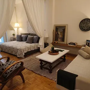 rezervați aici