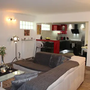 studio-48.hotels-of-thessaloniki.com/